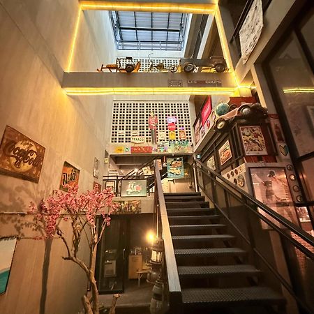 Labkoff Cafe And Hostel 칸차나부리 외부 사진