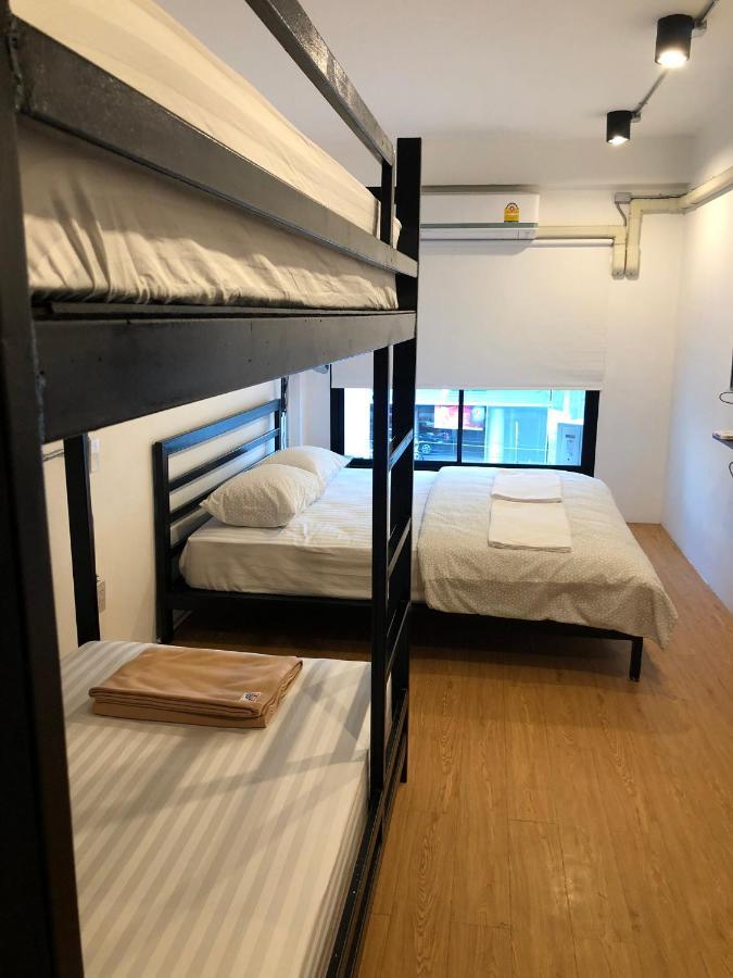Labkoff Cafe And Hostel 칸차나부리 외부 사진