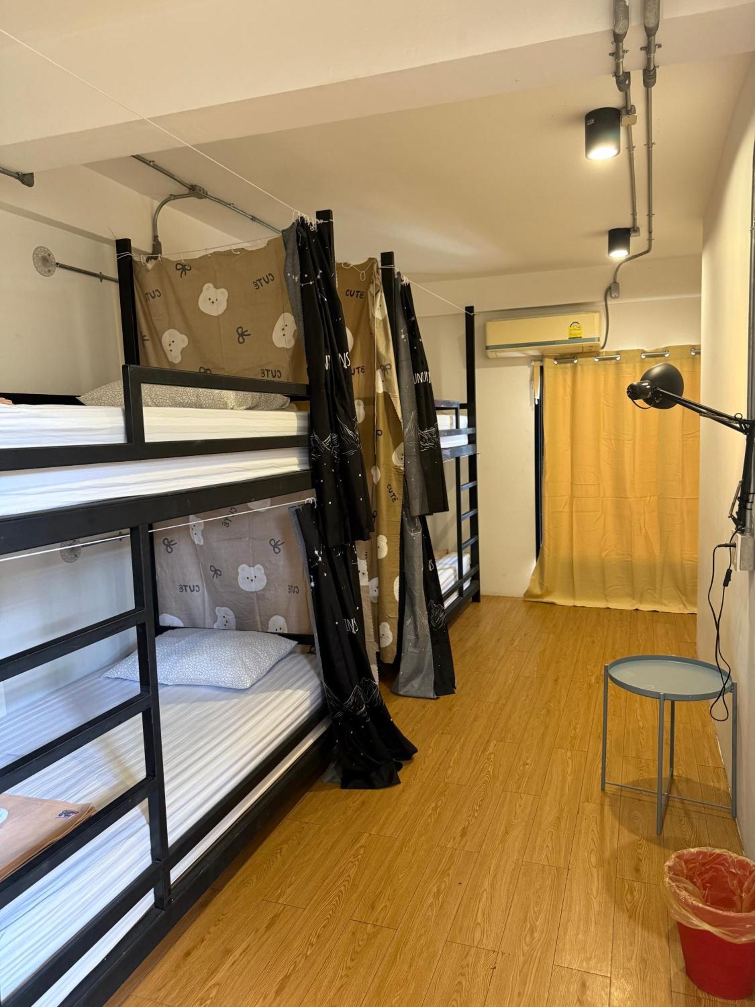Labkoff Cafe And Hostel 칸차나부리 외부 사진